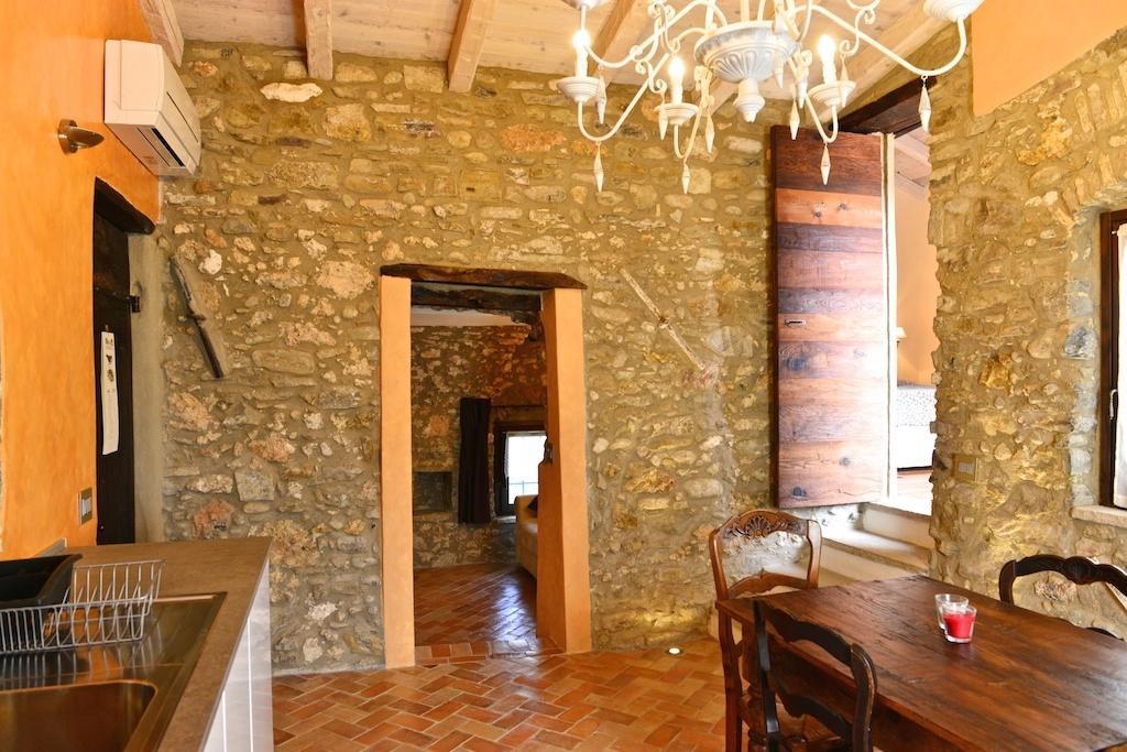 Agriturismo C'Era Una Volta Кампороссо Номер фото